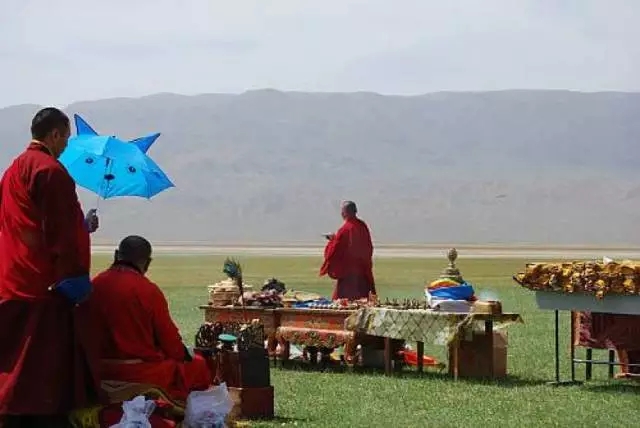 Mongolia inscribed in 2017 (12.COM) on the List of Intangible Cultural Heritage in Need of Urgent Safeguarding