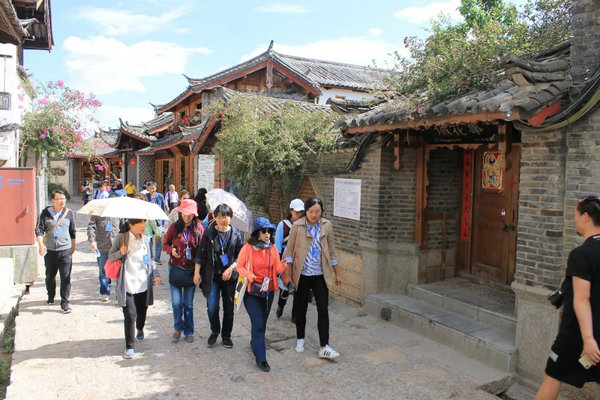 The First UNESCO-CACH Capacity Building Workshop for Cultural World Heritage in China successfully held at the Old Town of Lijiang from 23 to 27 April 2018