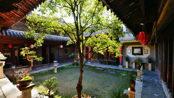 The First UNESCO-CACH Capacity Building Workshop for Cultural World Heritage in China successfully held at the Old Town of Lijiang from 23 to 27 April 2018